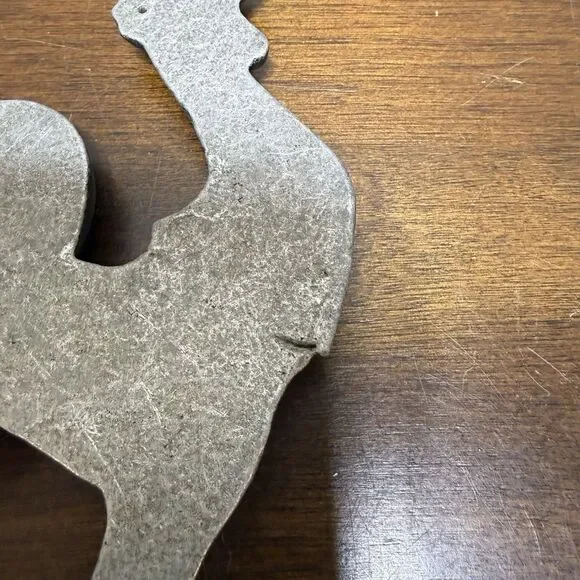 Vintage Black Painted Cast Iron Pair Rooster Wall Hanging Rustic Country Decor - Picture 5 of 9